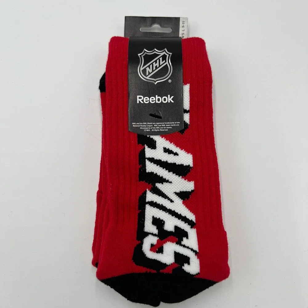 Reebok NHL Calgary Flames Men's Crew Socks 3‎ Pack Size L 9-11 Red Grey New